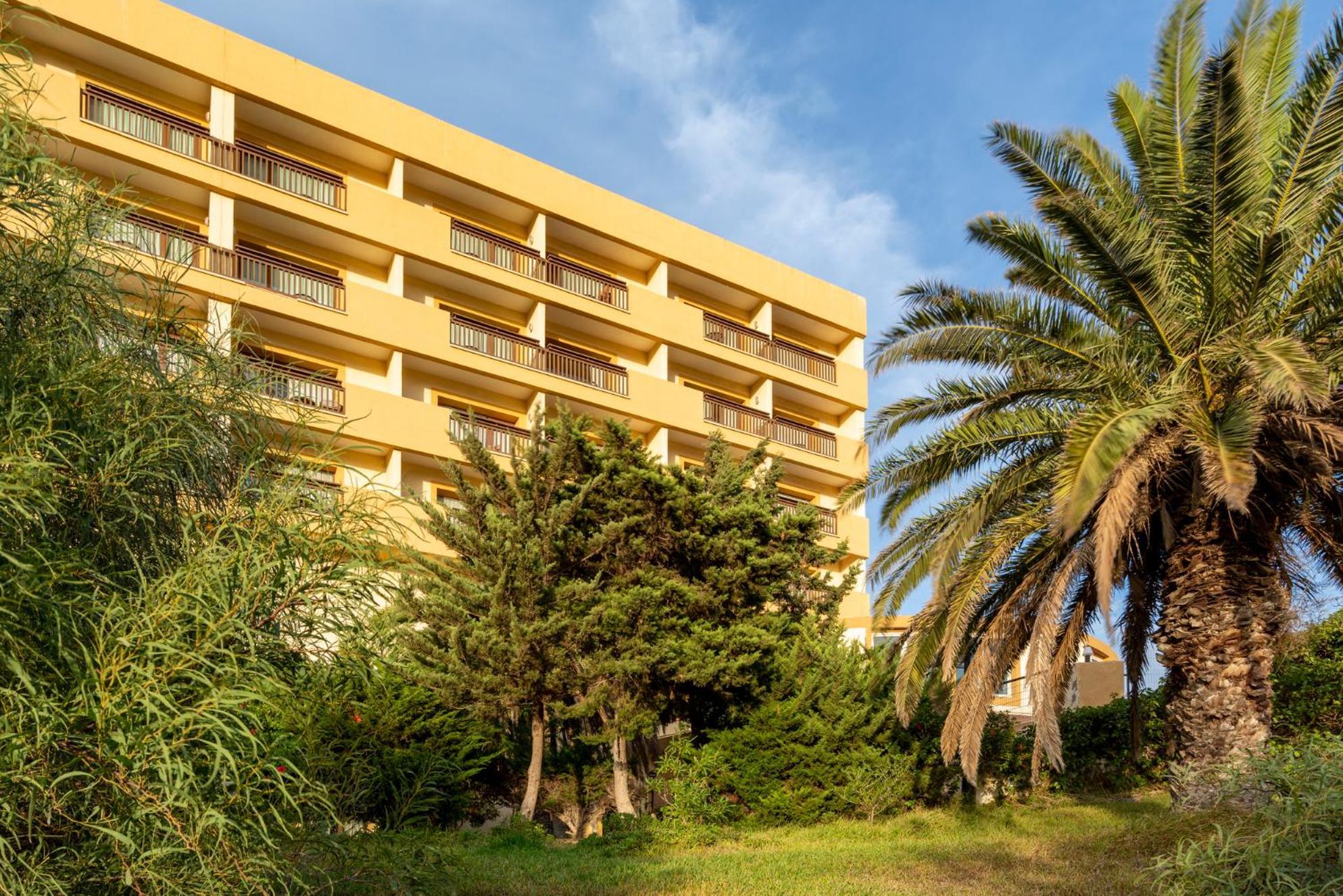 Parador De Melilla Exterior photo